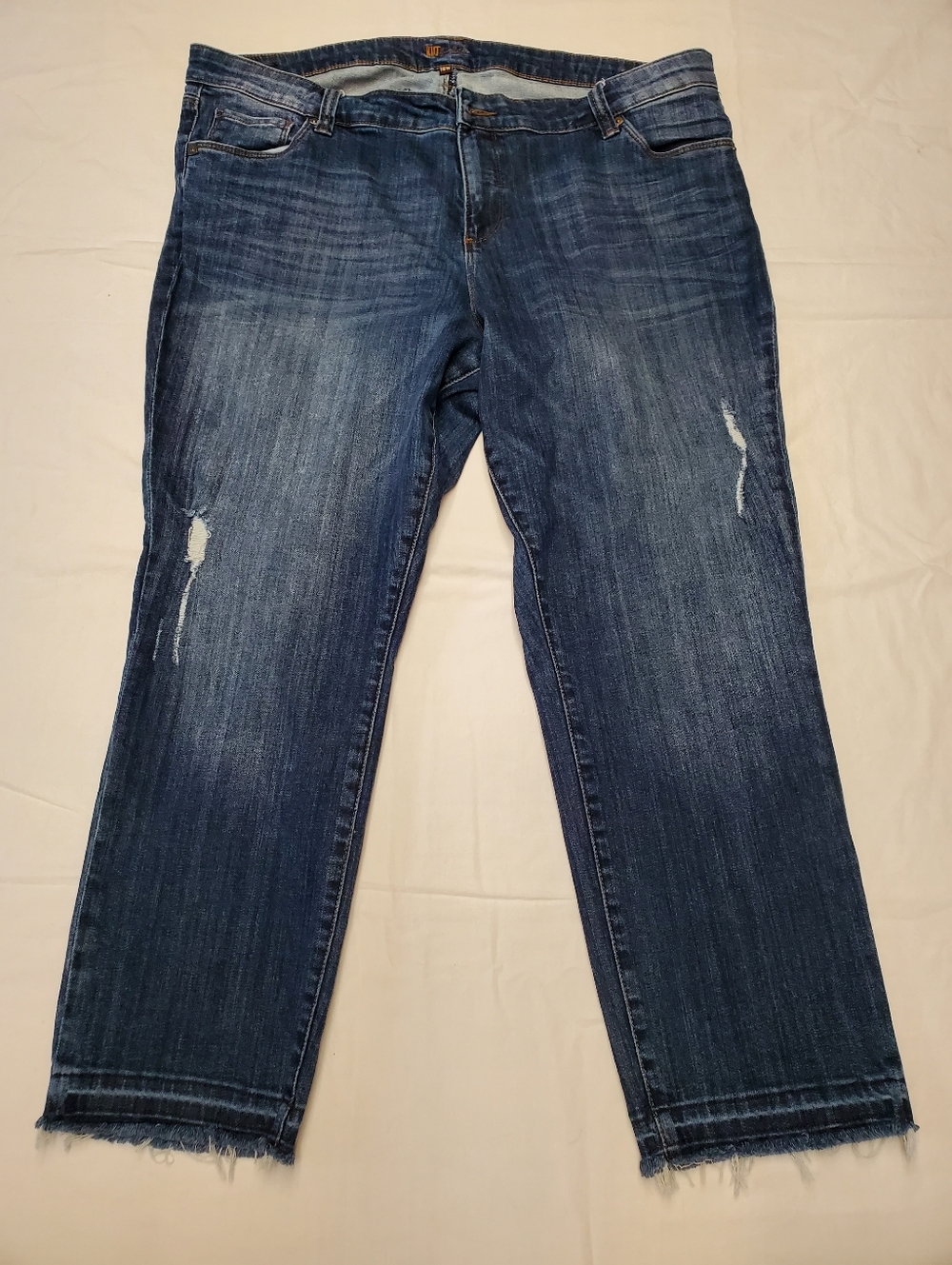 Kut From The Kloth Plus Size 18W Distressed Straight Leg Jeans Raw Hem Medium